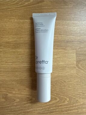 *Brand New* Dr. Loretta Tightening Detox Mask